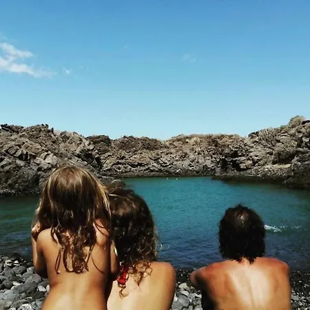 Rentenerife Familia Vilmar La Tejita-el Medano Granadilla De Abona